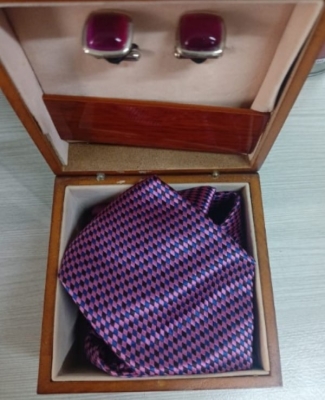 Tie & Cuffling Set (Brown Box)