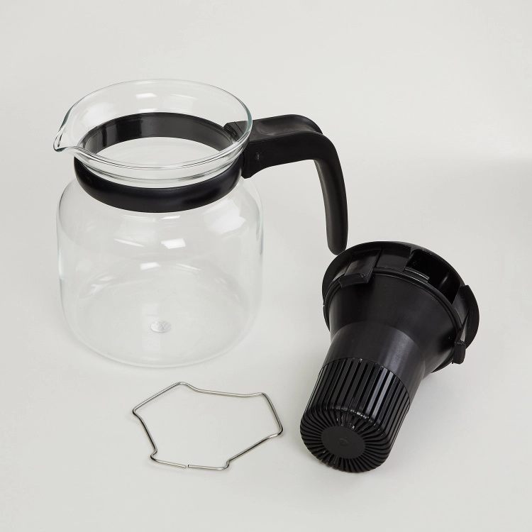 CARAFE WITH STRAINER