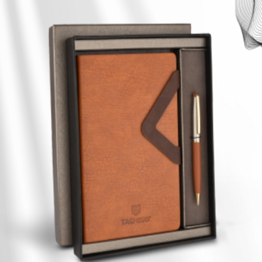 TAG HEUER NOTEBOOK & PEN SET