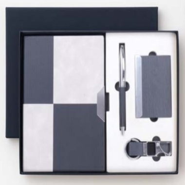 Executive Edit - 4 in 1 set