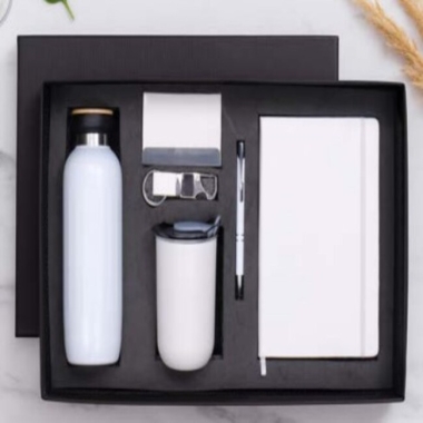 JoyBox - 6 in 1 Gift Set