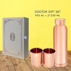DOCTOR COPPER BOTTLE WITH 2 MUGS IN GIFT BOX GM-9004