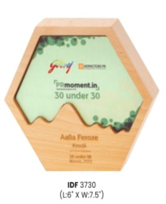 Mementos&Plaques -Godrej PR Moment