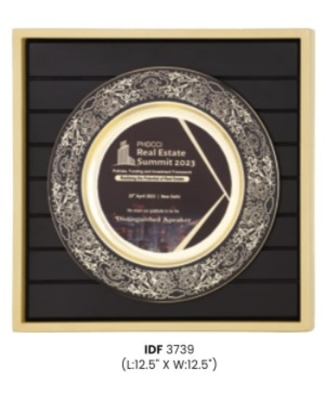 Mementos&Plaques -Real Estare Summit