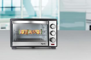 PIGEON OVEN TOASTER WITH ROTISSERIE 20 LTR 12383