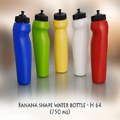 Banana shape water bottle (750 ml) H64