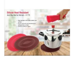 Silicon heat resistant, anti-slip mat for kitchen H175